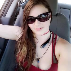 Meet your Posher, Katlyn